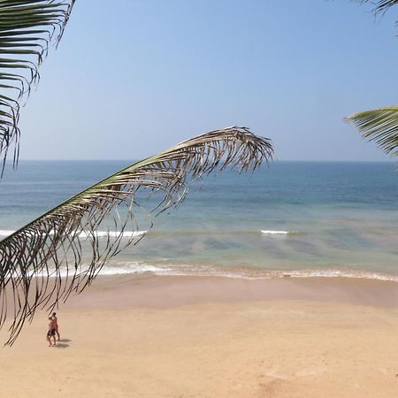 Mountain Wave Hotel And Surfshop Hikkaduwa Room photo