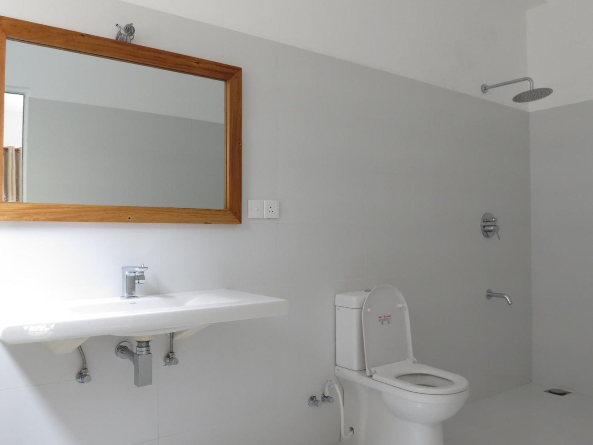 Mountain Wave Hotel And Surfshop Hikkaduwa Room photo